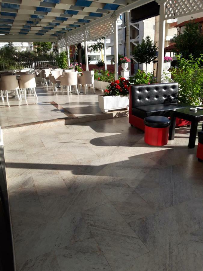 Hotel Primavera Sarande Ngoại thất bức ảnh